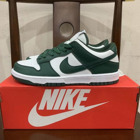Women's Nike Dunk Low “Michigan State” Sneakers (Brand New 100% Authentic) - Picture 3 of 5